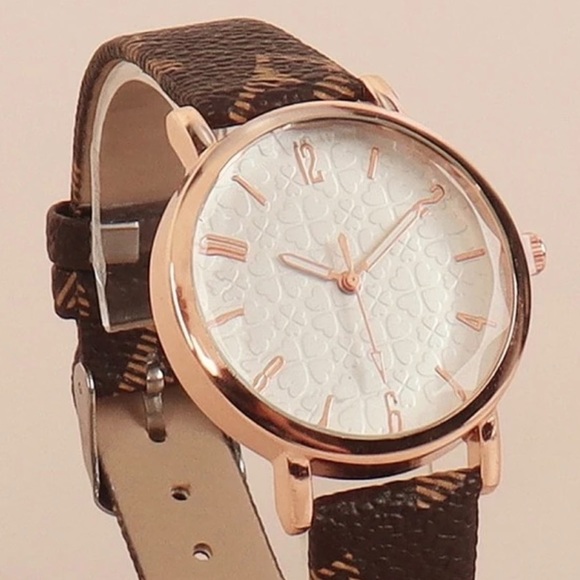 Brown and Rose Gold Watch - Picture 4 of 6